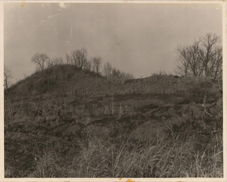 Spiro Mounds Archaeological State Park Oklahoma Digital Prairie